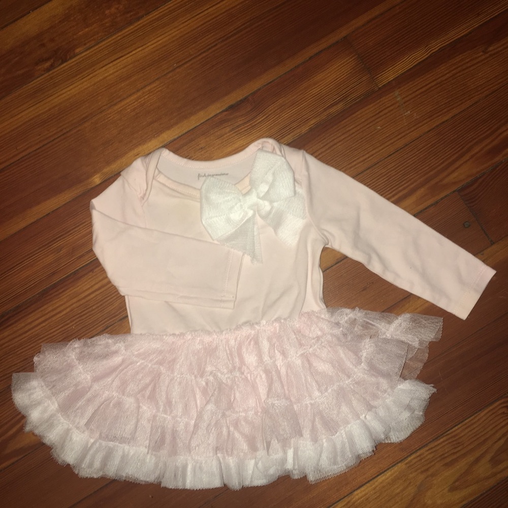 First impressions pink ruffle dress size 0-3
